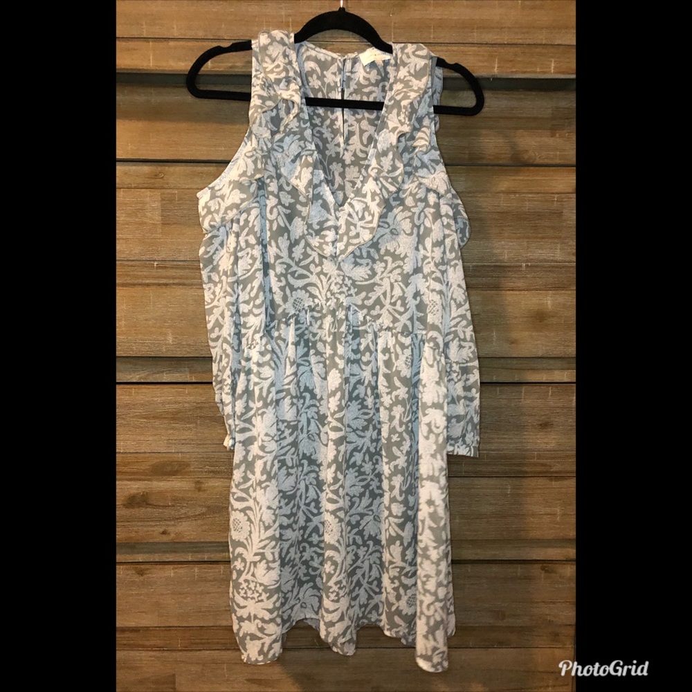 Cold shoulder tunic/blouse or short dress